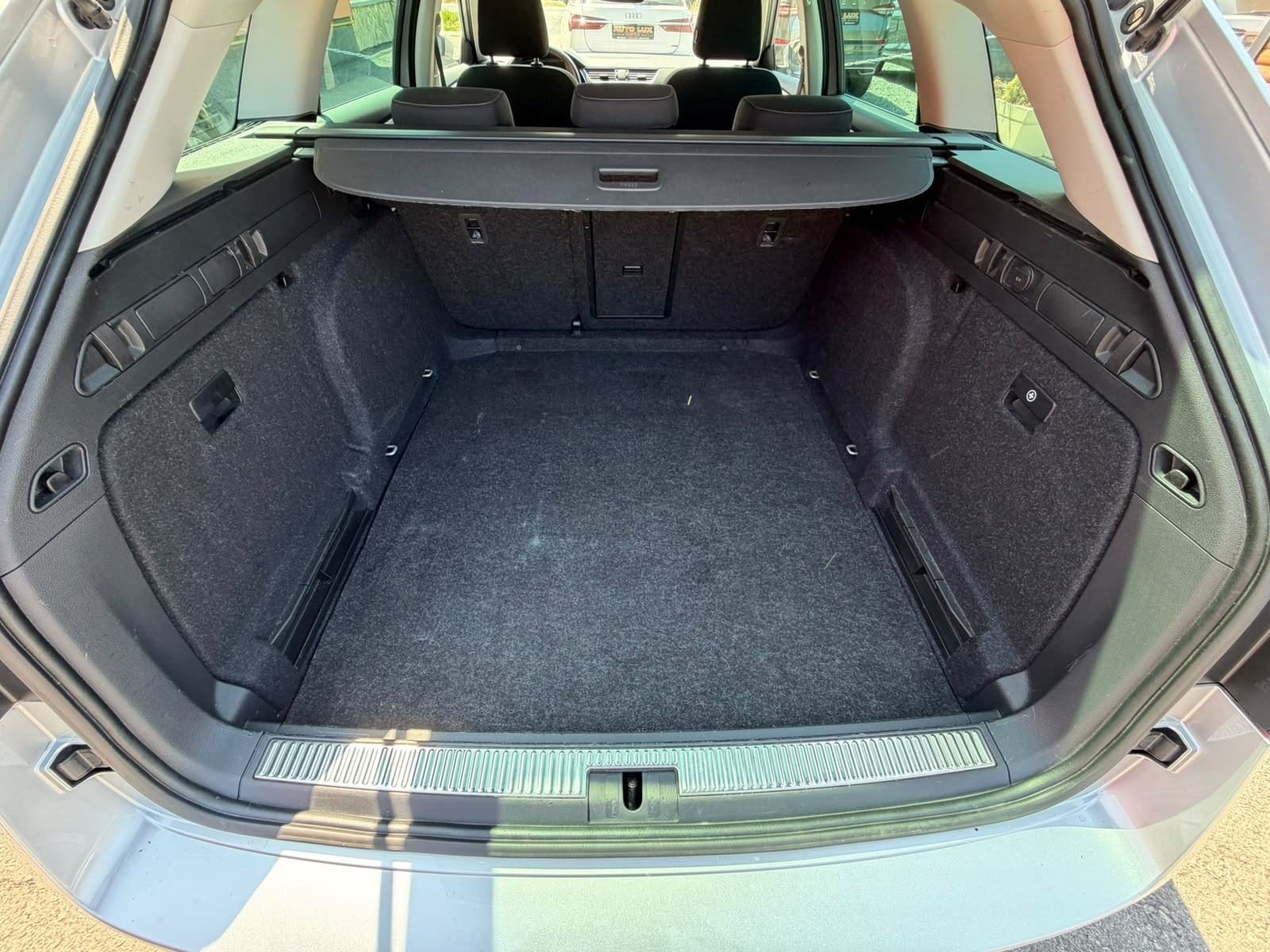 2023 Škoda Superb Estate — fotografija 20
