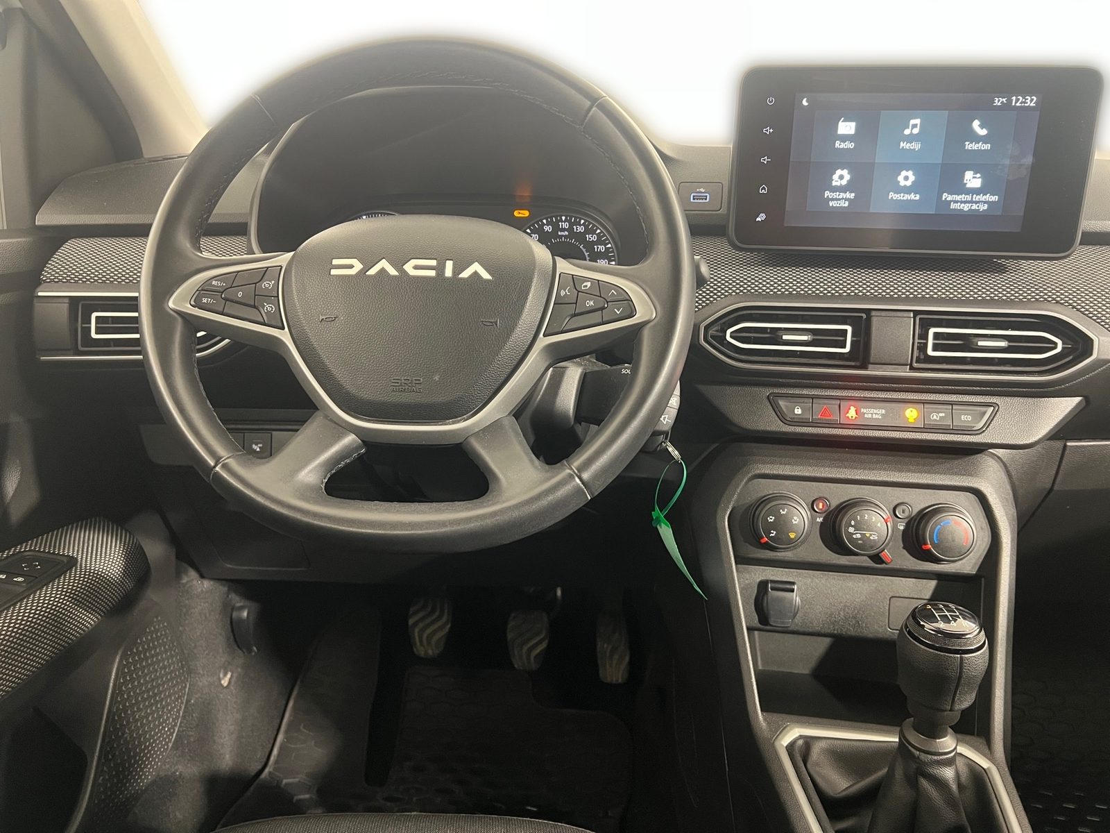 2023 Dacia Sandero — fotografija 14