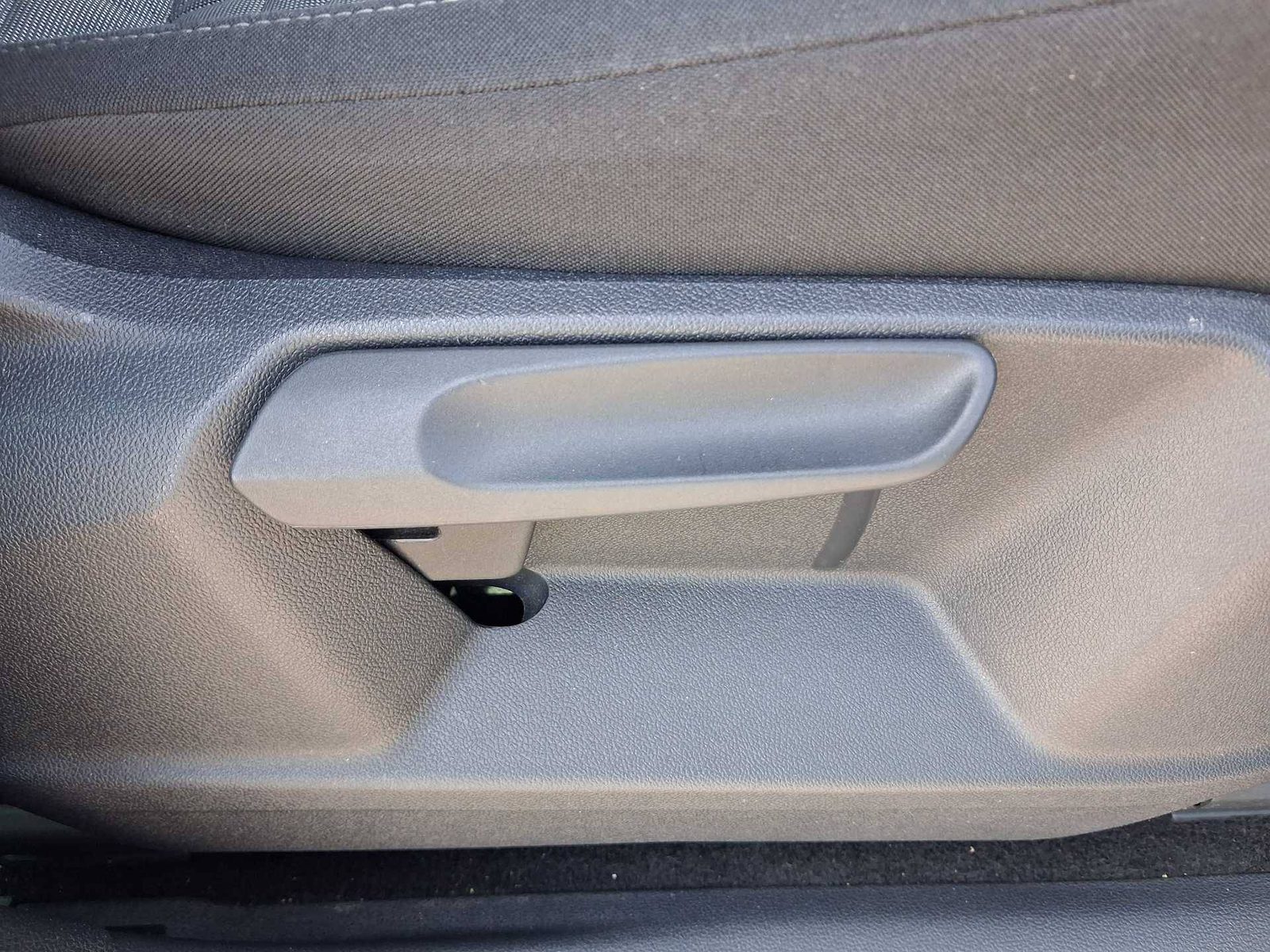 2021 Volkswagen Tiguan — fotografija 19
