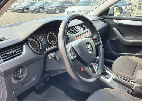 2018 Škoda Octavia Combi — sličica 13