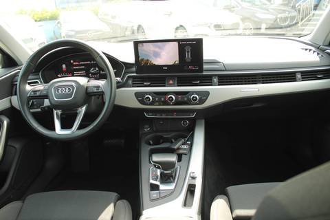 2022 Audi A4 Avant — sličica 13