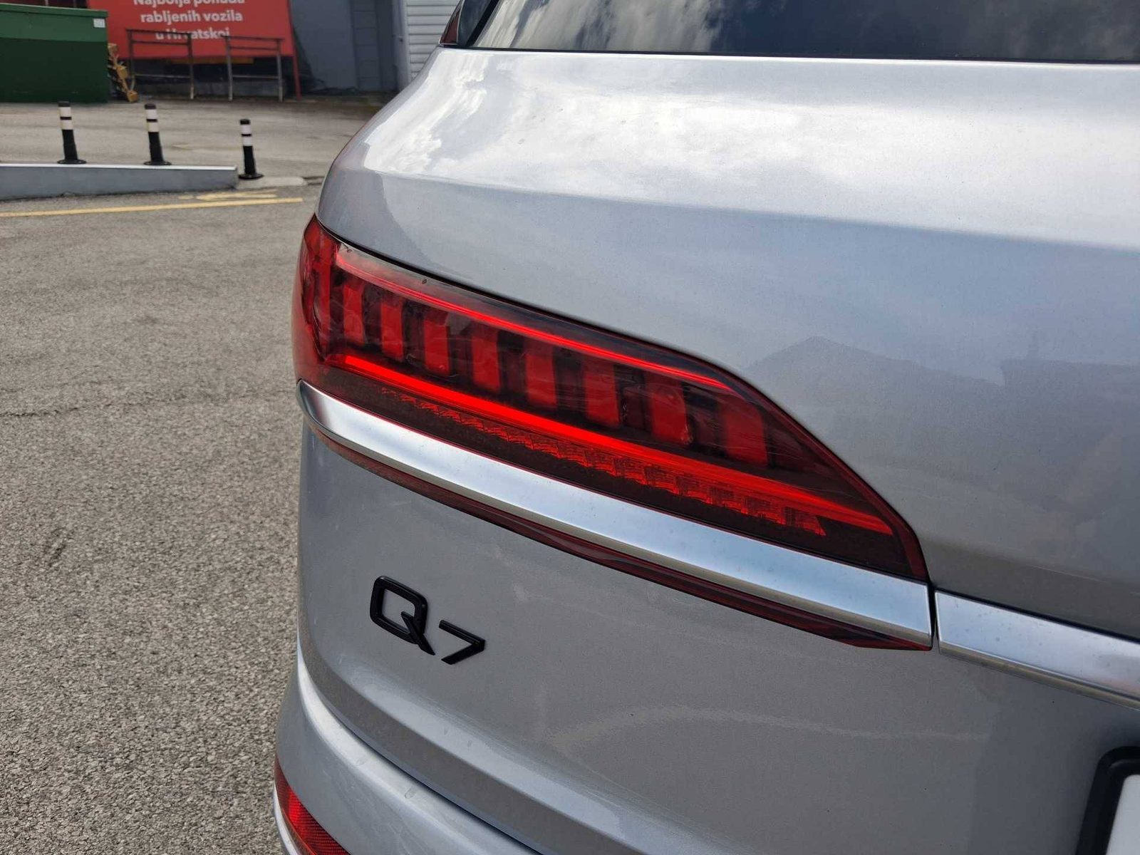 2021 Audi Q7 — fotografija 21