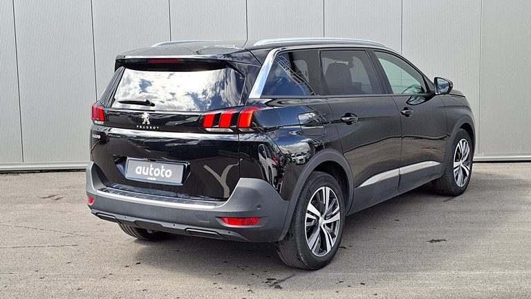 2023 Peugeot 5008 — fotografija 3