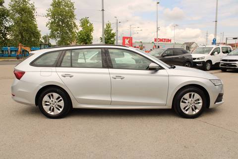2022 Škoda Octavia Combi — sličica 4