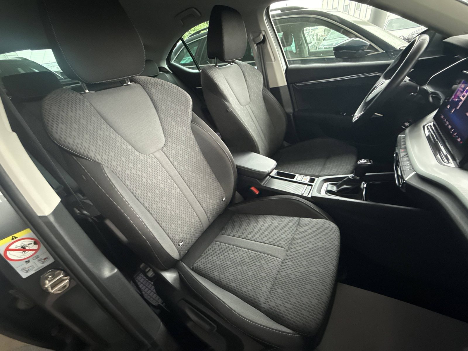 2024 Škoda Octavia — fotografija 25