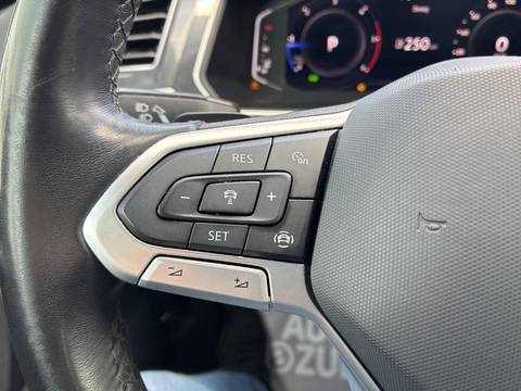 2022 Volkswagen Tiguan — sličica 22