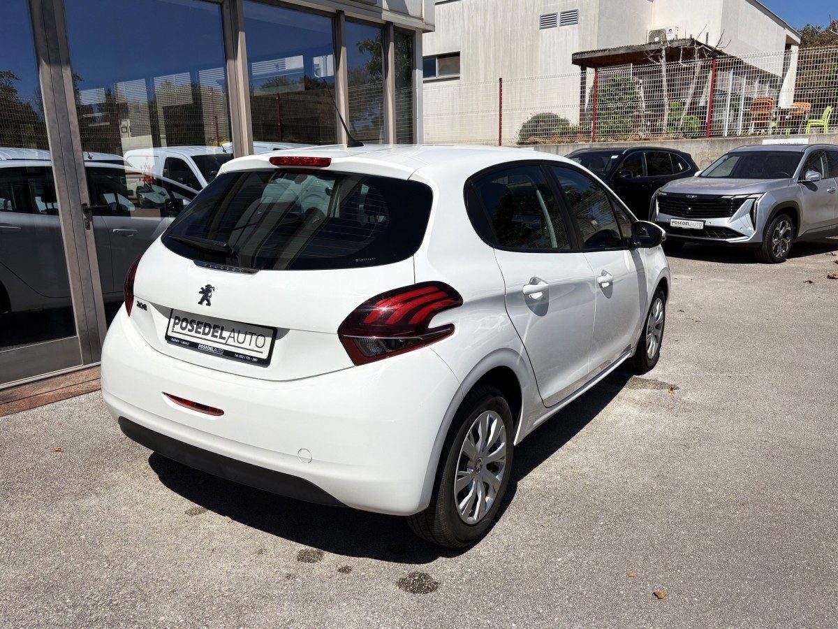 2020 Peugeot 208 — fotografija 4