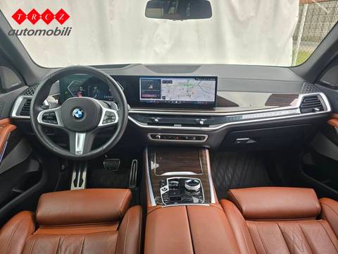 2024 BMW X5 — sličica 9