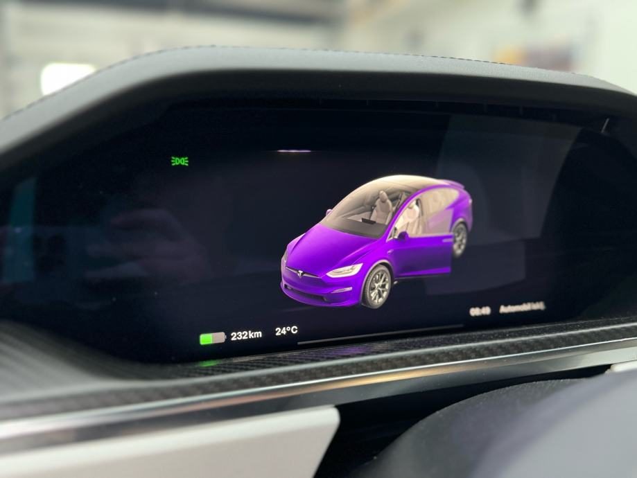 2022 Tesla Model X — fotografija 11
