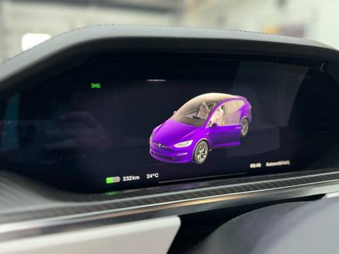 2022 Tesla Model X — sličica 11