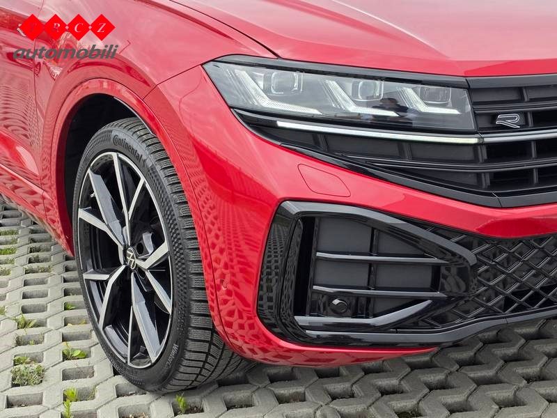 2024 Volkswagen Touareg — fotografija 5