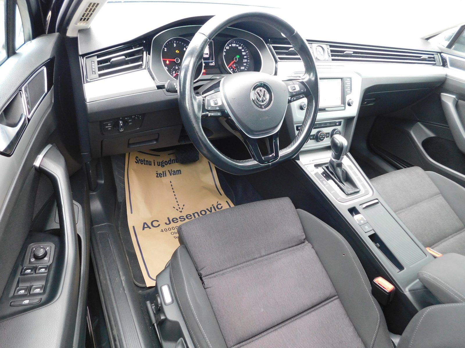 2017 Volkswagen Passat Variant — fotografija 8