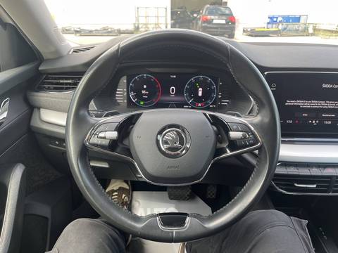 2022 Škoda Octavia Combi — sličica 26