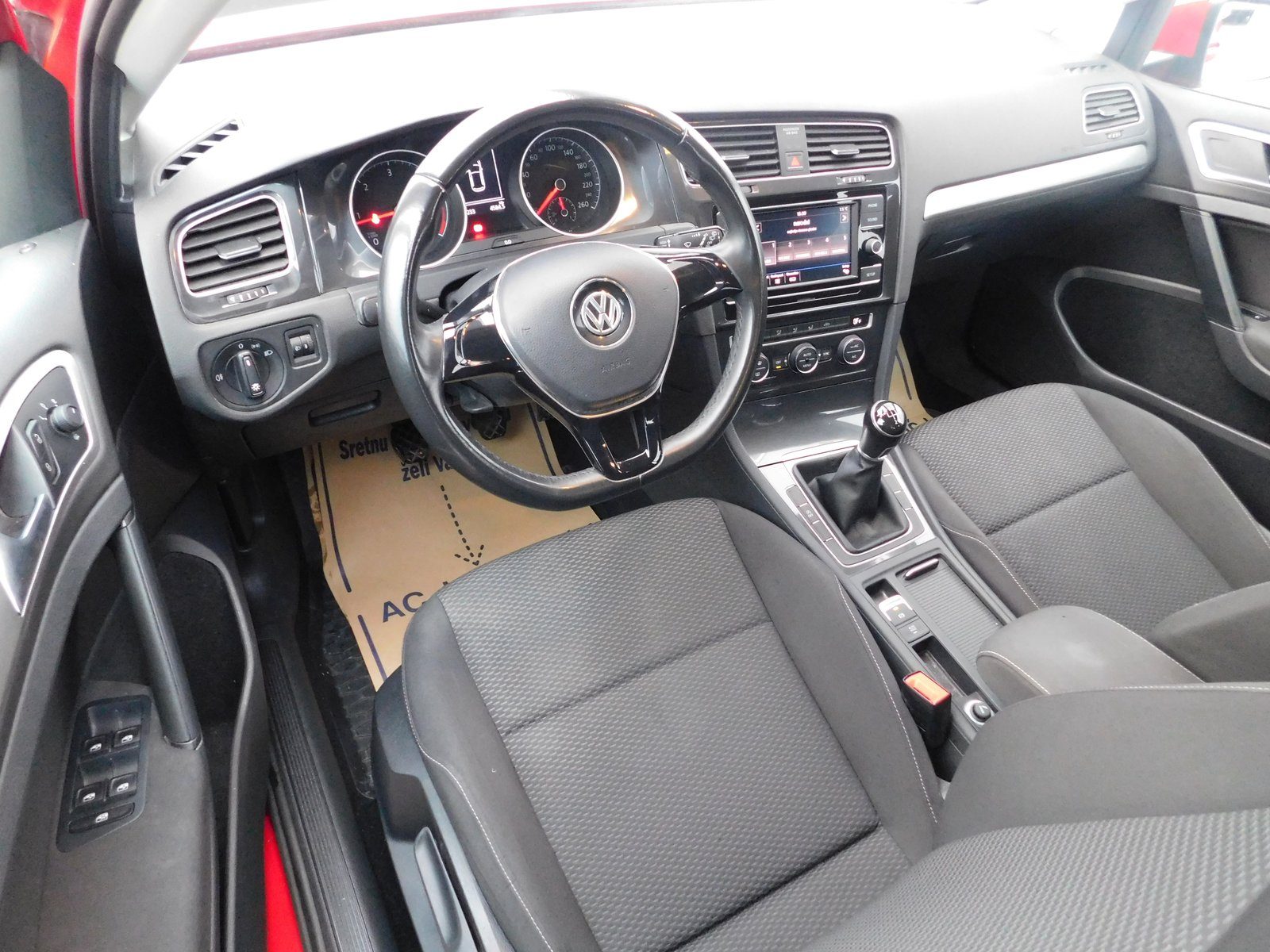 2017 Volkswagen Golf — fotografija 8