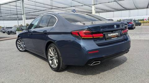 2022 BMW Serija 5 — sličica 8
