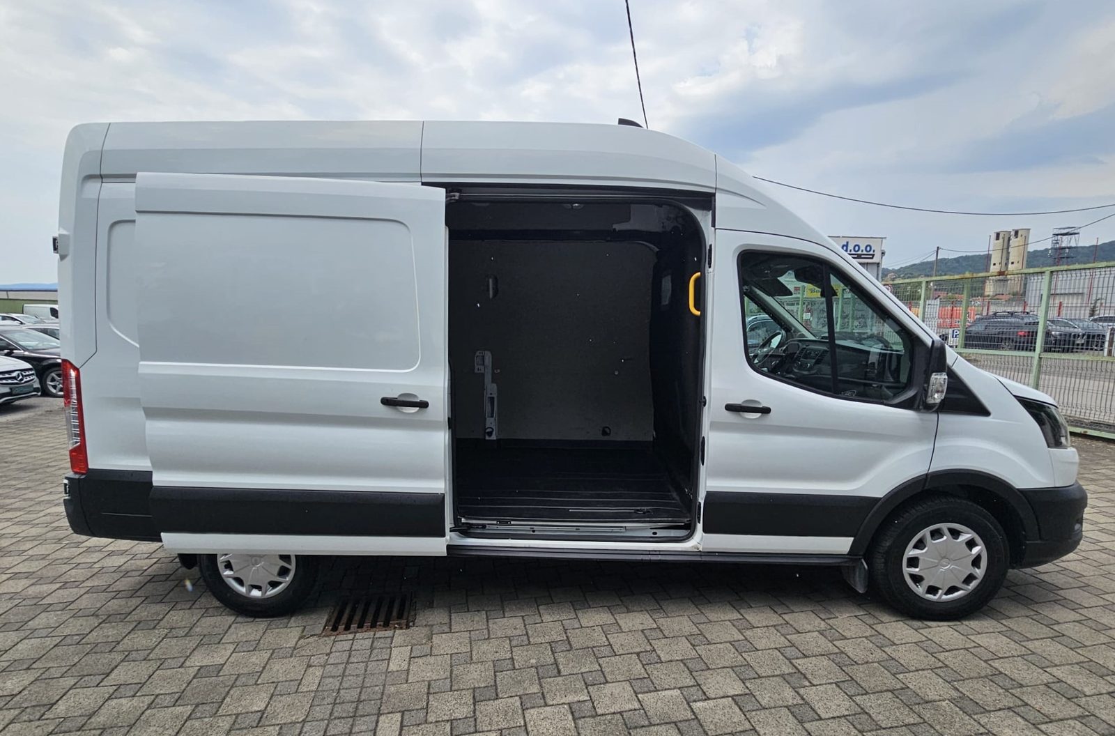2022 Ford Transit — fotografija 8