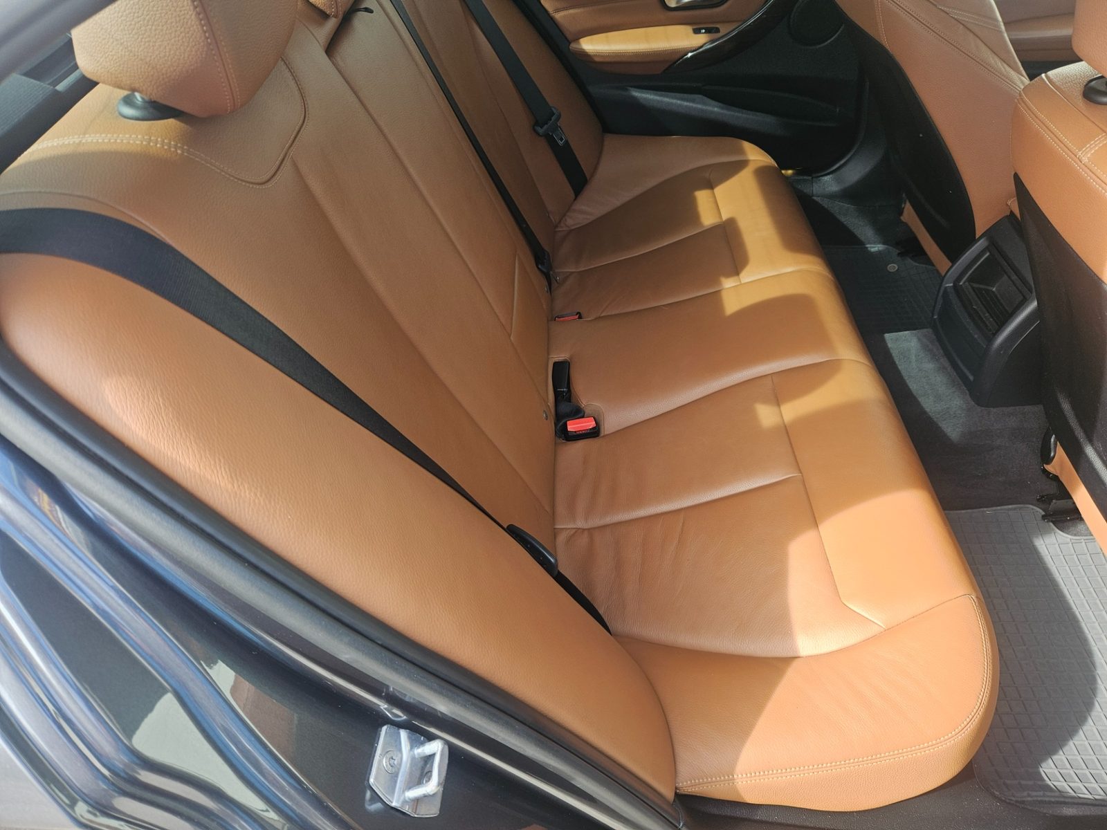 2013 BMW Serija 3 — fotografija 13