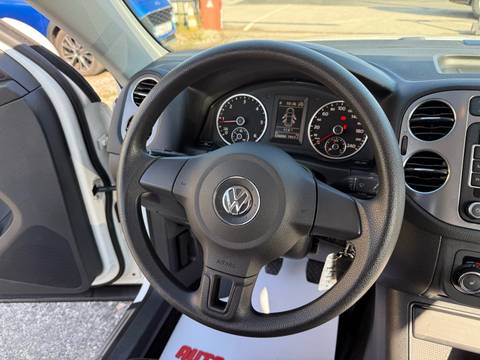 2011 Volkswagen Tiguan — sličica 13