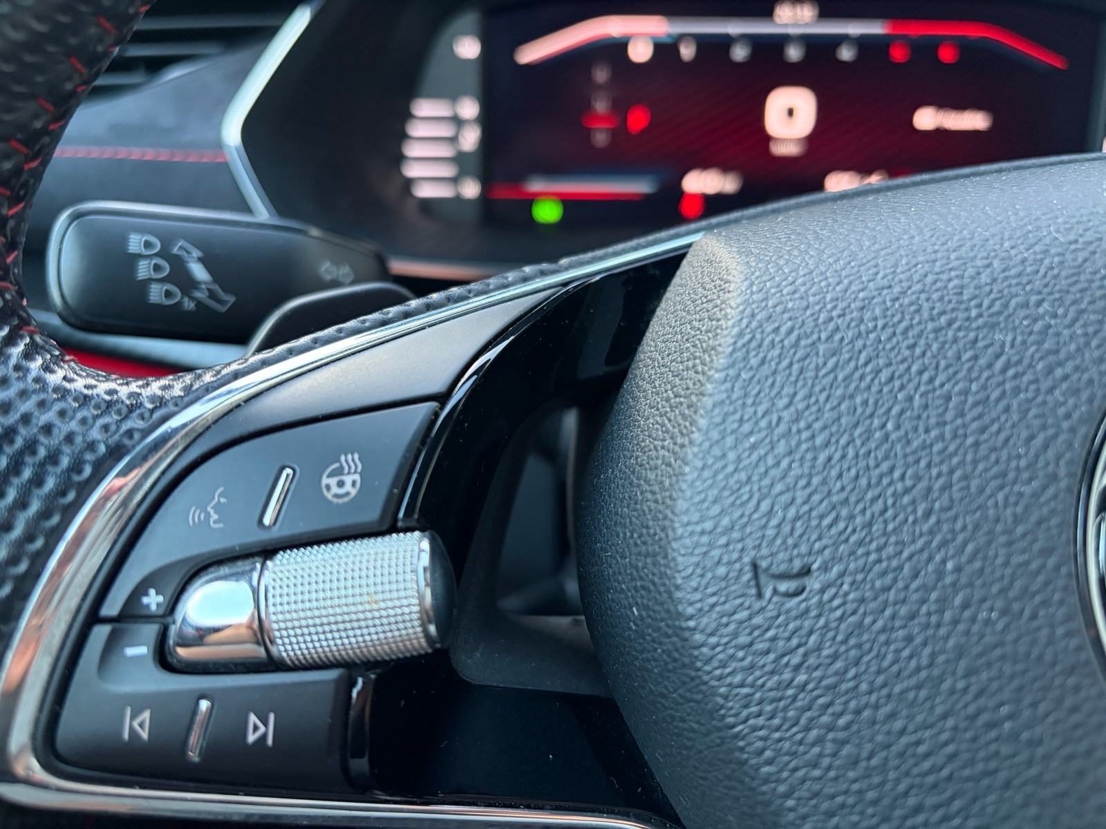 2021 Škoda Octavia — fotografija 25