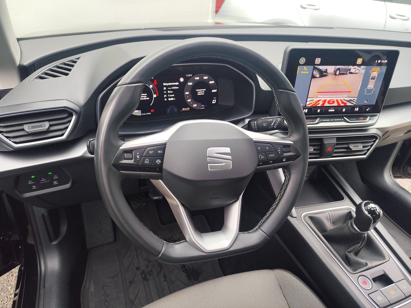 2025 Seat Leon — fotografija 10