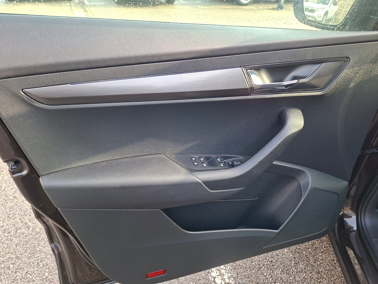 2019 Škoda Karoq — fotografija 15