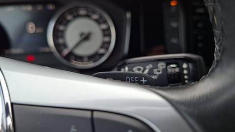 2018 Volkswagen Touareg — sličica 23