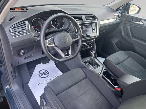 2022 Volkswagen Tiguan — sličica 10