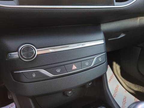 2019 Peugeot 308 — sličica 14