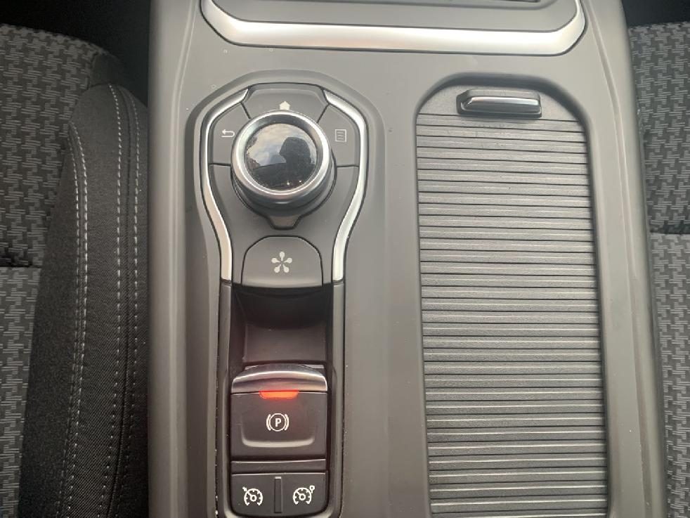 2019 Renault Talisman — fotografija 25