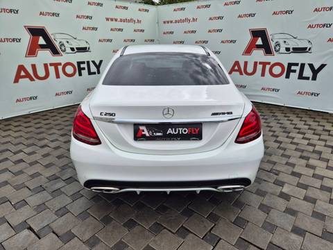 2015 Mercedes-Benz C-klasa — sličica 7