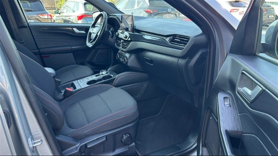 2023 Ford Kuga — fotografija 17