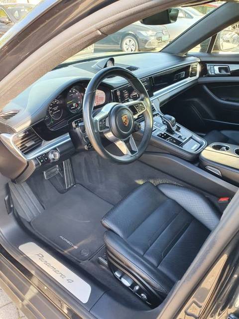 2017 Porsche Panamera — sličica 8
