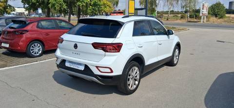 2023 Volkswagen T-Roc — sličica 2