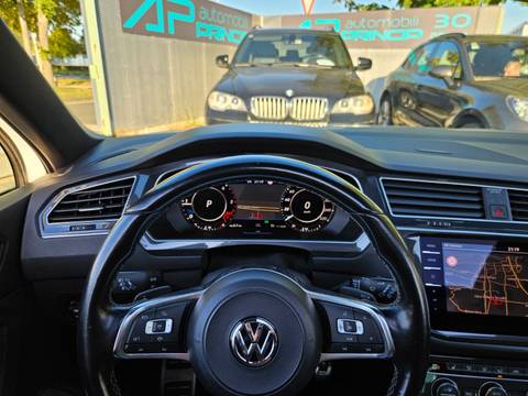 2018 Volkswagen Tiguan R-Line — sličica 13