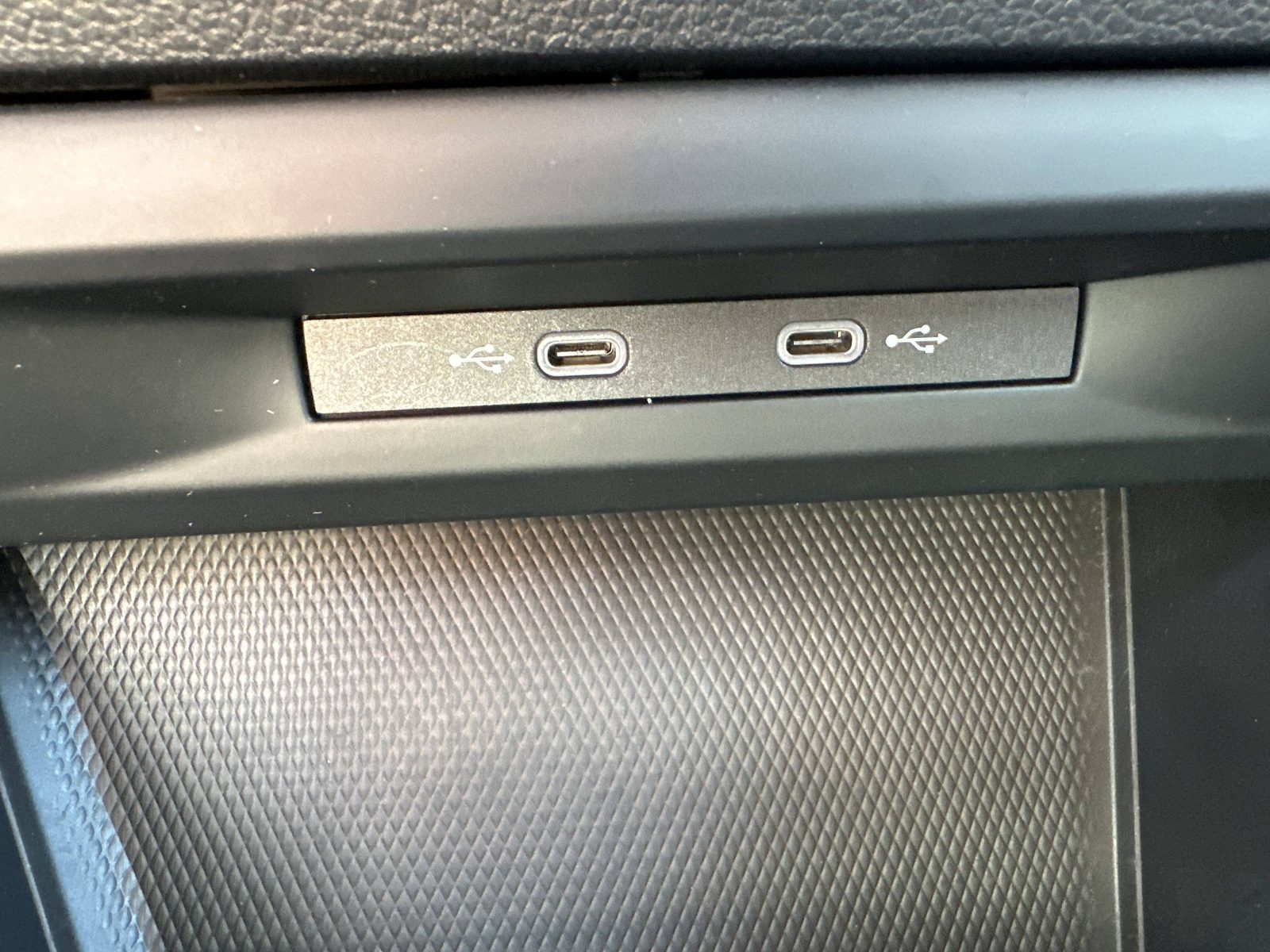 2024 Volkswagen Golf — fotografija 27