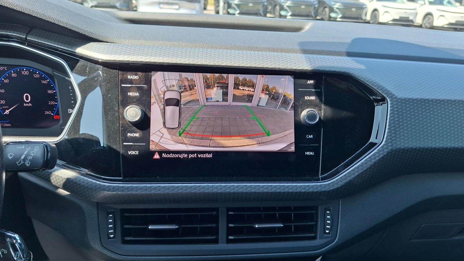 2019 Volkswagen T-Cross — fotografija 15