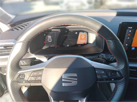 2022 Seat Leon — sličica 8