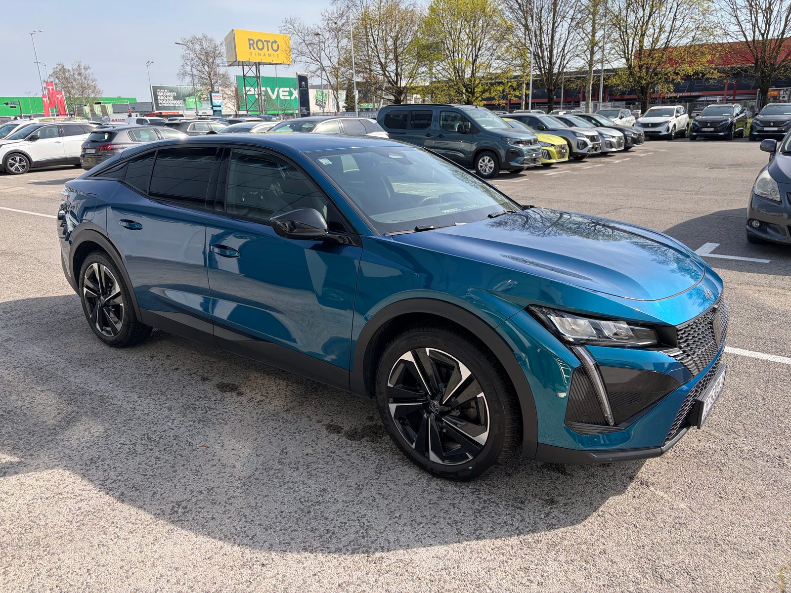 2023 Peugeot 408 — fotografija 7