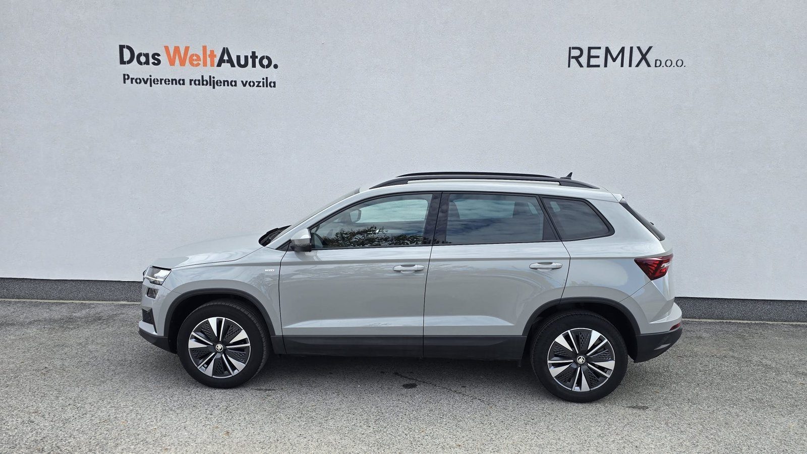 2023 Škoda Karoq — fotografija 3
