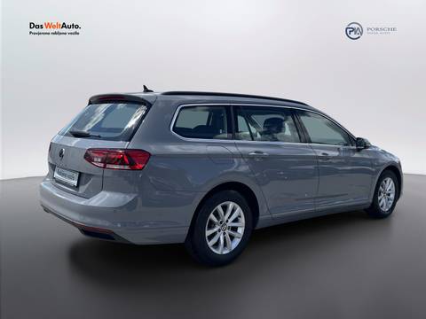 2022 Volkswagen Passat Variant — sličica 8