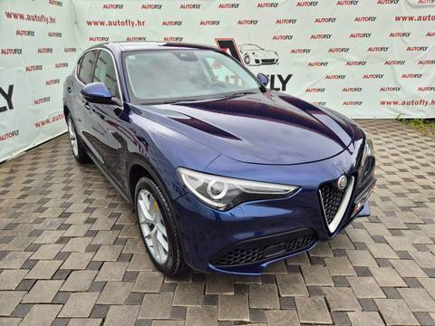 2017 Alfa Romeo Stelvio — sličica 3