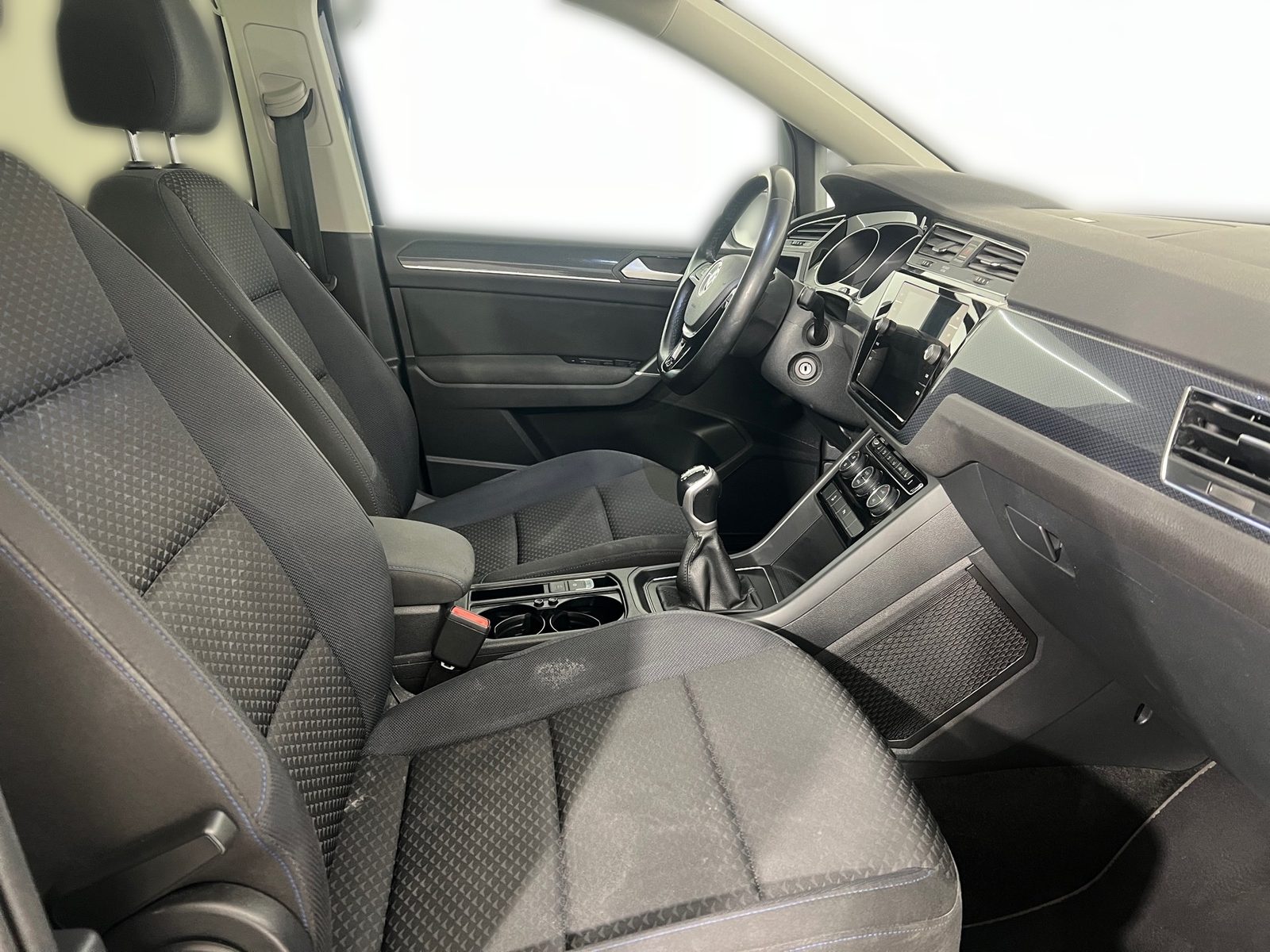 2020 Volkswagen Touran — fotografija 21
