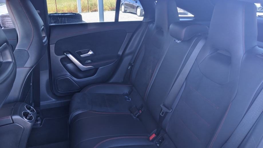 2021 Mercedes-Benz CLA — fotografija 27