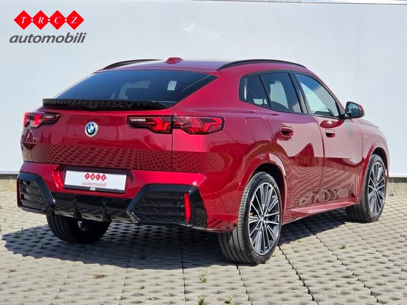 2025 BMW X2 — fotografija 4