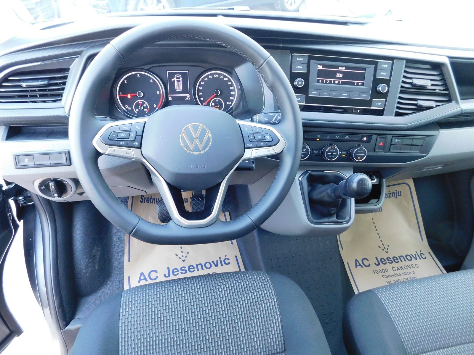2024 Volkswagen Caravelle — fotografija 9