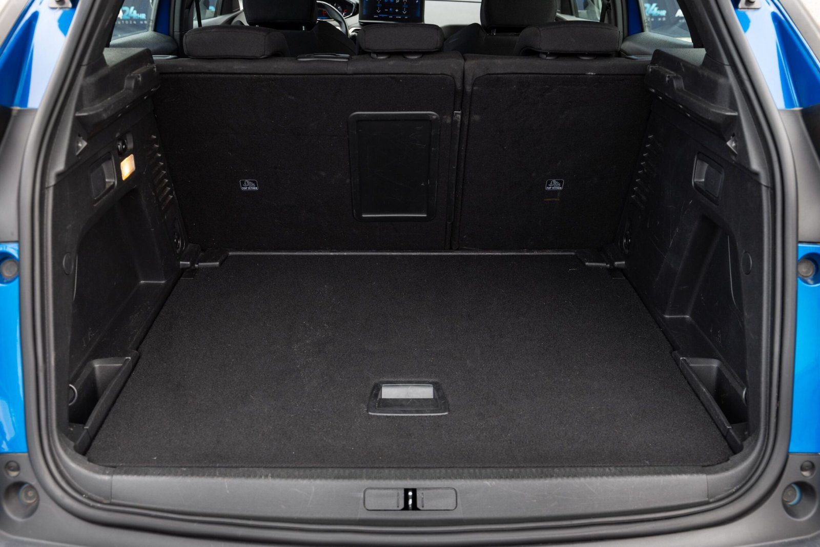 2021 Peugeot 3008 — fotografija 24