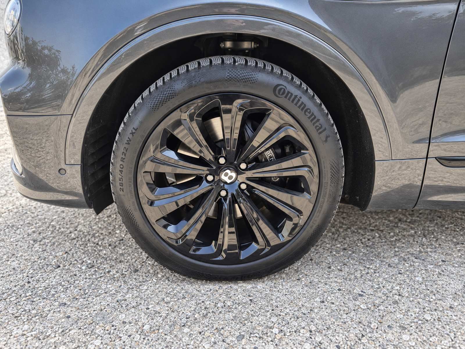 2020 Bentley Bentayga — fotografija 26