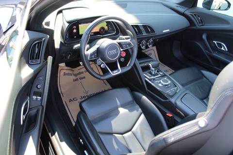 2022 Audi R8 — sličica 16