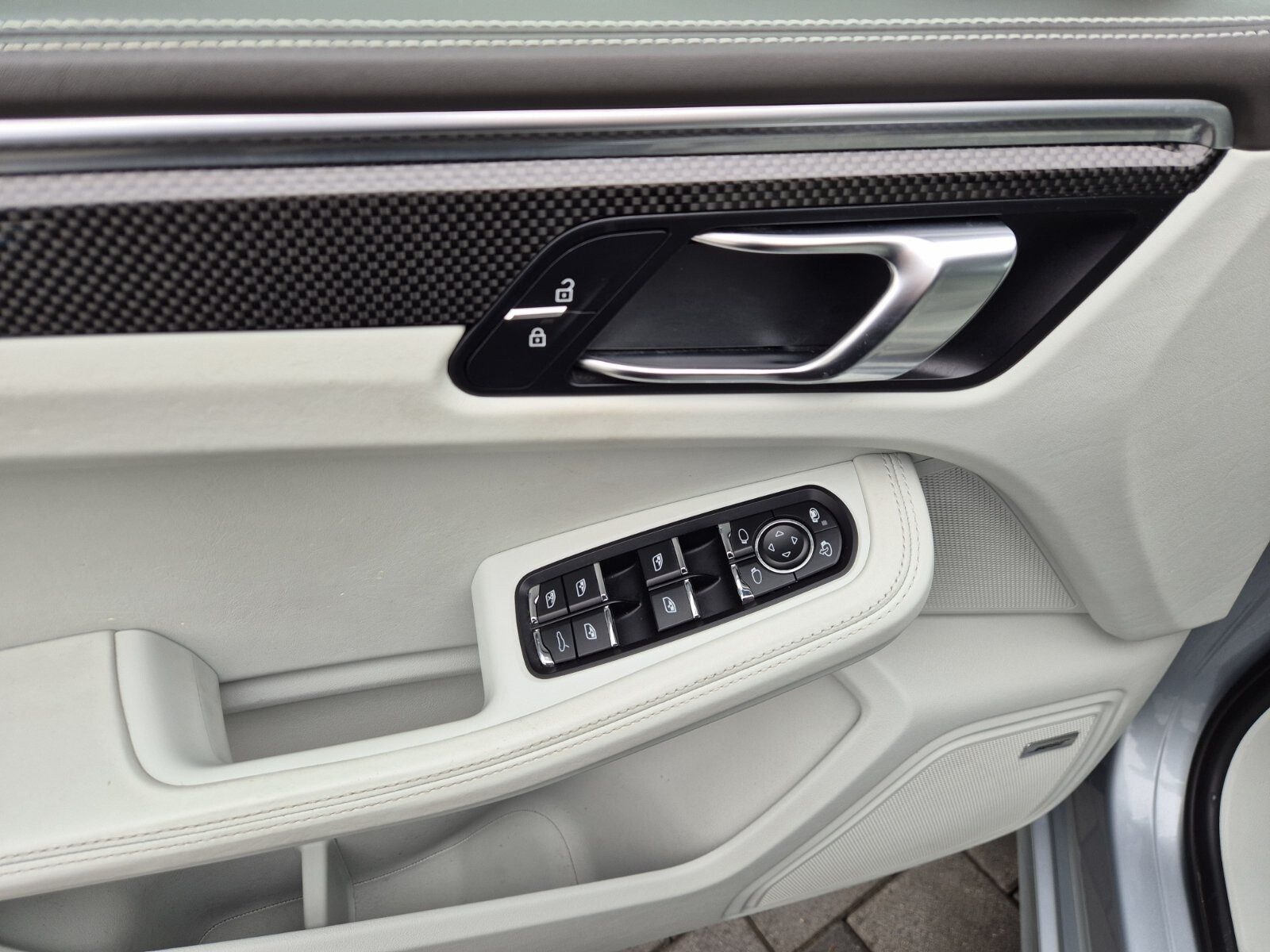 2019 Porsche Macan — fotografija 24