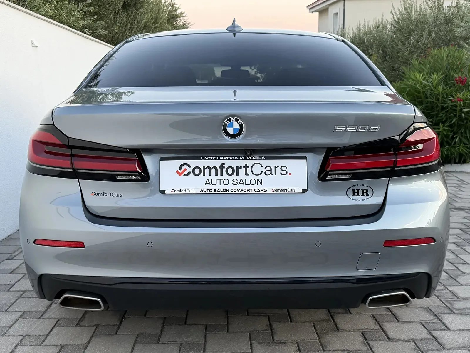 2021 BMW Serija 5 — fotografija 10